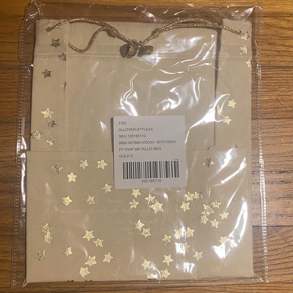 Free People Small Reusable Holiday Gift Bag-Gold Stars NEW - Picture 4 of 5